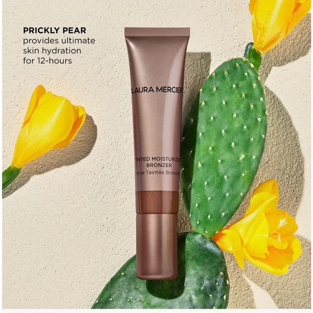 Bronzer by Laura Mercier Sunstone tinted moisturizer bronzer